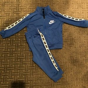 Nike Sweat suit